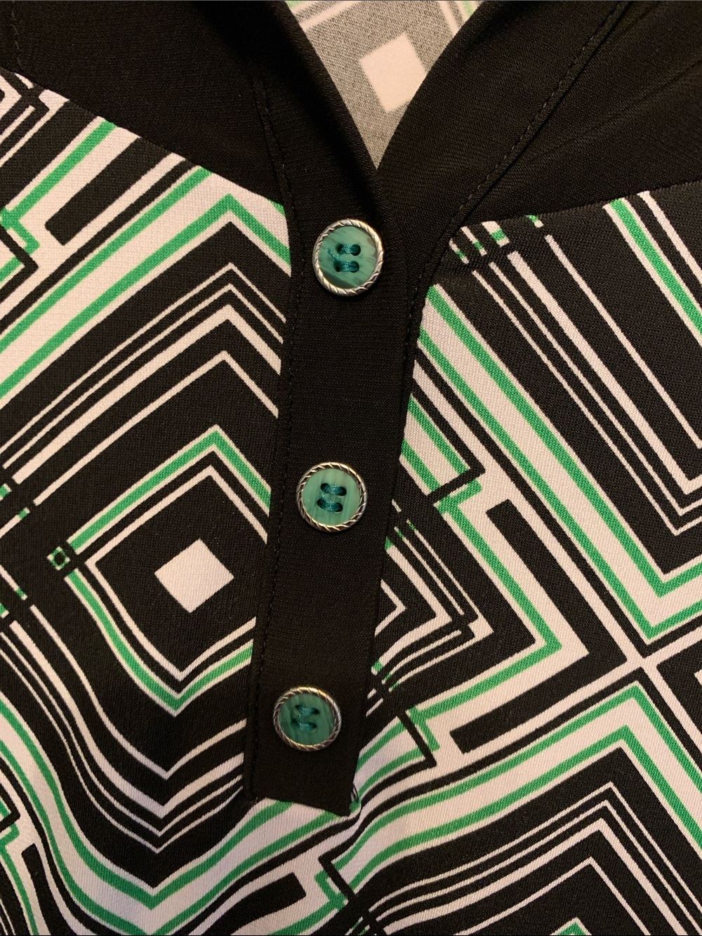 Dexim Golfwear Geometric Print Sleeveless Golf Shirt by — Green & Black - Picture 2 of 6